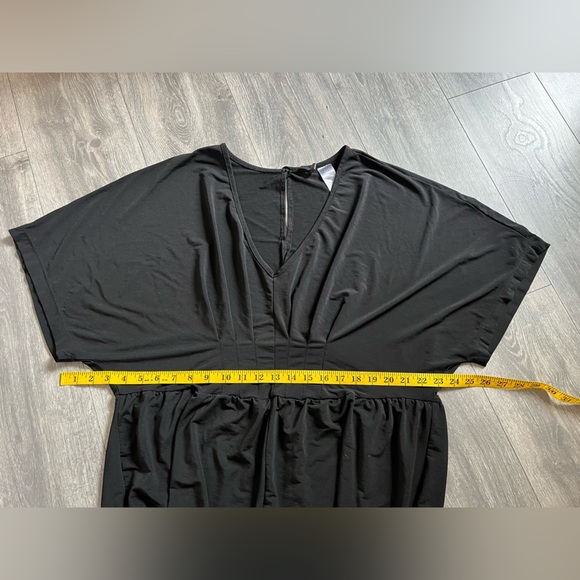 Swimsuits for all short sleeve semi sheer jumpsuit coverup. Size 18 / 20 - Picture 9 of 9